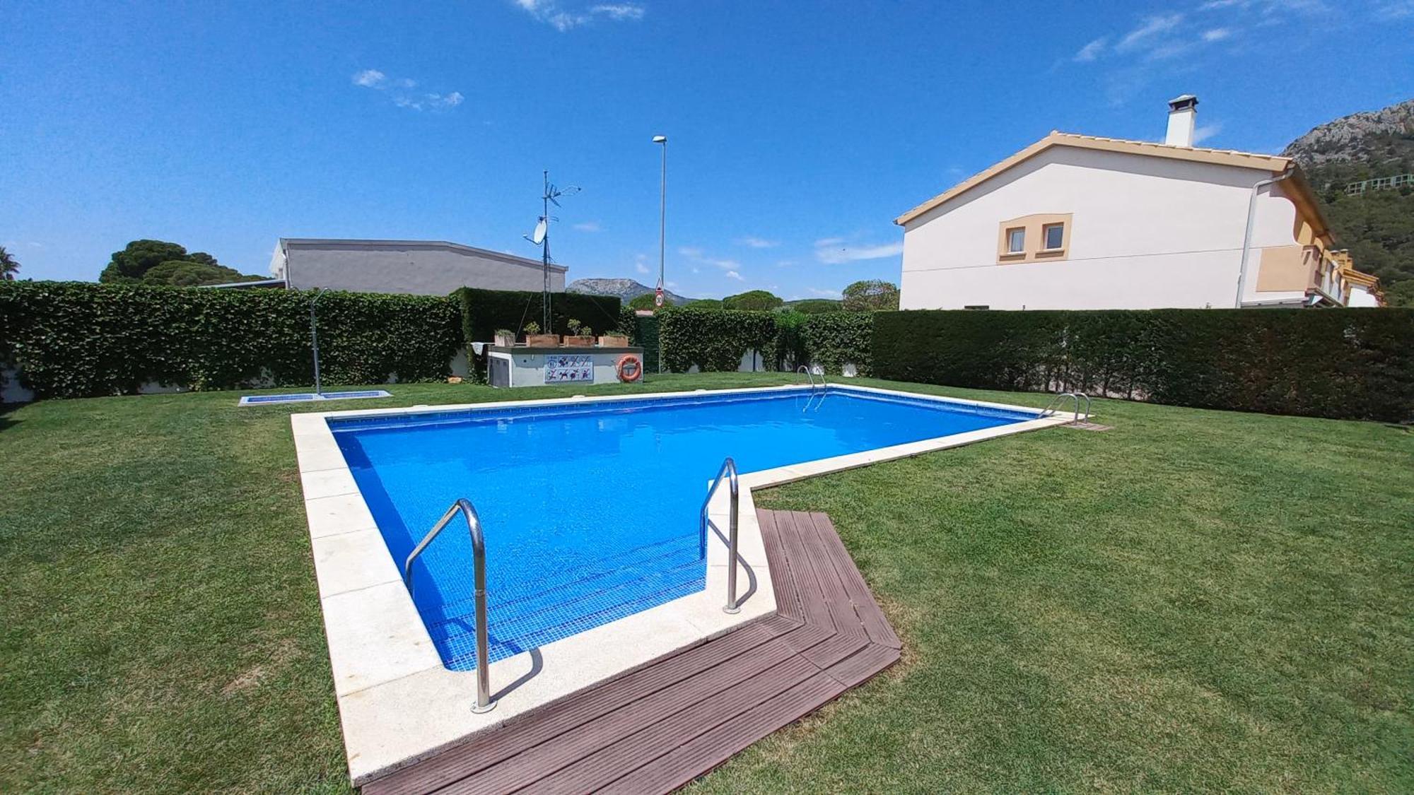 Casa Unifamiliar Con Patio Y Piscina En L'Estartit- Costa Brava Apartment ภายนอก รูปภาพ